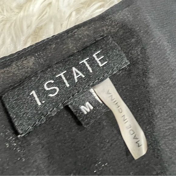 1.STATE Metallic Foil Print V-Neck High-Low Blouse Long Sleeve Size Medium - Picture 3 of 9